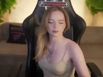 Chaturbate Live Sex Cam of kira0541