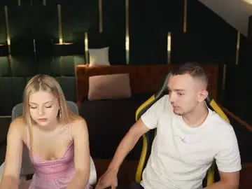 Chaturbate Nude Webcam of kira0541