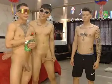 Chaturbate Live Porn of boysgang_sex
