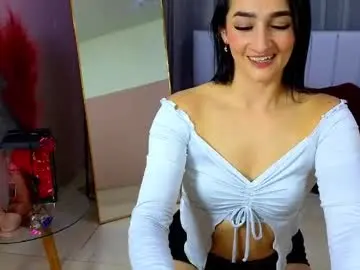 Chaturbate Live Sex Cam of malen_fitnessmilf