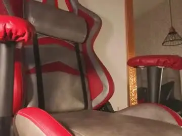 Chaturbate Sex Chat of isaacblaze_