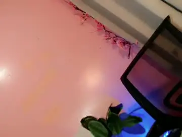 Chaturbate Free Porn Cam of bitchofmanila69