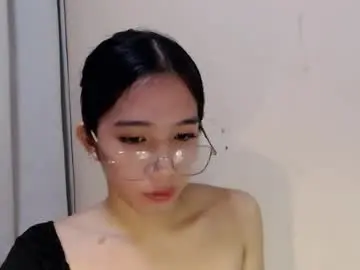 Chaturbate Live Sex Cam of seductive_abia