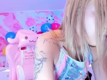 Chaturbate Live Sex Cam of mia31vega
