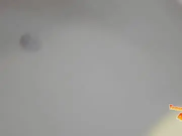 Chaturbate Sex Cam of adelinemoretti