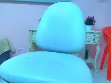 Chaturbate Sex Cam of lilly_steffen