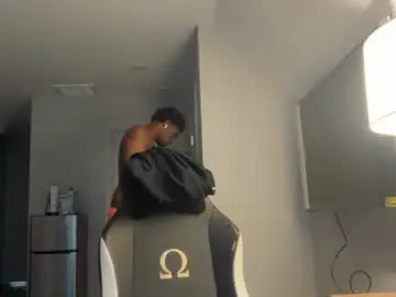 Chaturbate Best live sex cam show of hungbbc07