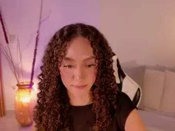Chaturbate Best live sex cam show of chloemoreti