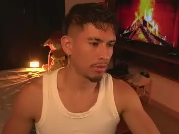 Chaturbate Sex Cam of aaronfox_