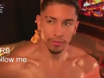 Chaturbate Live Sex of aaronfox_