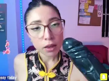 Chaturbate Live Sex Cam of karla_honey_