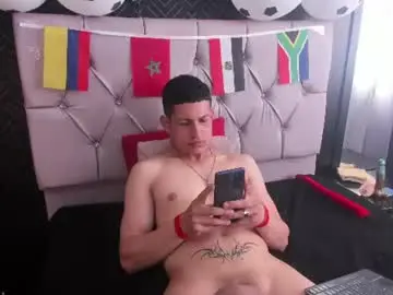 Chaturbate Sex Cam of azer_prince