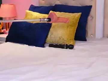 Chaturbate Watch Live Sex Cams of caroline_adams_
