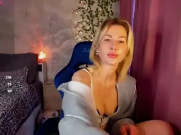 Chaturbate Watch Live Sex Cams of oliviaglow