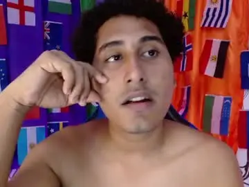Chaturbate Best live sex cam show of skart_bigcock