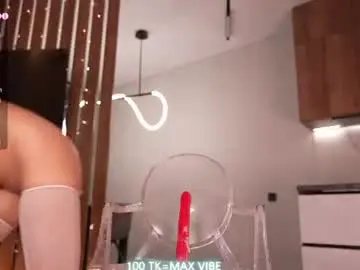 Chaturbate Free Porn Cam of mon1_day