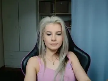 Chaturbate Free Porn Cam of kristineamore
