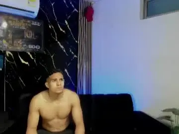 Chaturbate Nude Webcam of mr_maximo