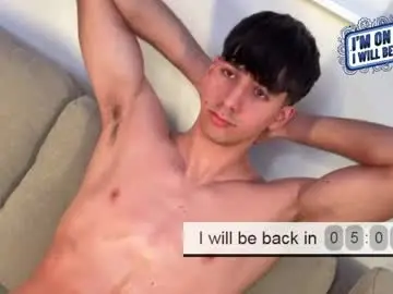 Chaturbate Live Sex Cam of hotflirtyfella