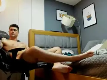 Chaturbate Free Live Porn of adam_clarke