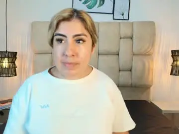 Chaturbate Sex Cam of sarablonde_t