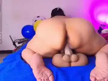 Chaturbate Watch Live Sex Cams of elenna_boobs_