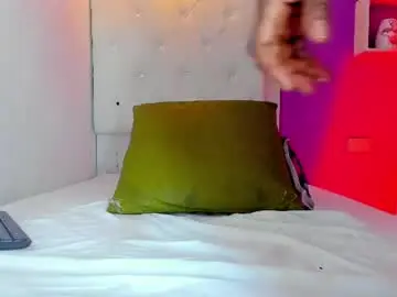 Chaturbate Adult Webcam of roxy_sexy69