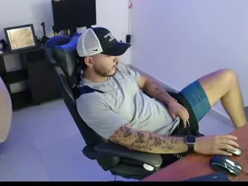 Chaturbate Live Sex Cam of thiago_420