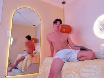 Chaturbate Live Sex of benjamin_more