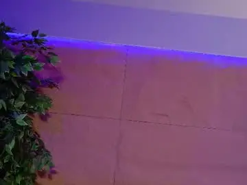 Chaturbate Live Sex Cam of hannahmonttgomery