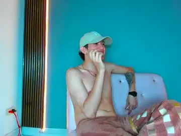 Chaturbate Live Sex Cam of marilumalibu