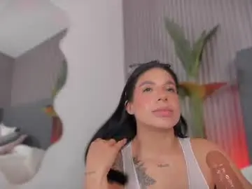 Chaturbate Adult Video Chat of emelie_89