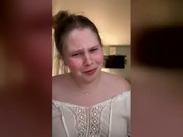 Chaturbate Sex Chat of eloraloves