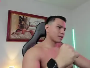 Chaturbate Watch Live Sex Cams of roy__constance