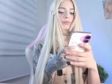 Chaturbate Adult Webcams of mikusitq_