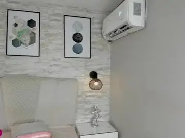 Chaturbate Live Sex Cam of noa_moon