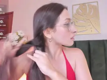Chaturbate Live Sex Cam of andracyruss
