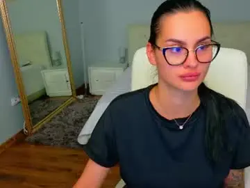 Chaturbate Adult Webcams of divineluxe