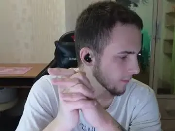 Chaturbate Sex Chat of golden_boyyy21