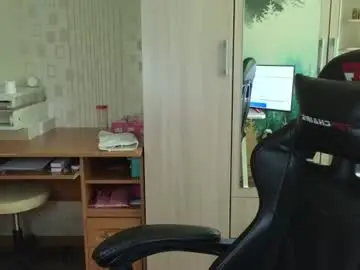 Chaturbate Adult Video Chat of golden_boyyy21