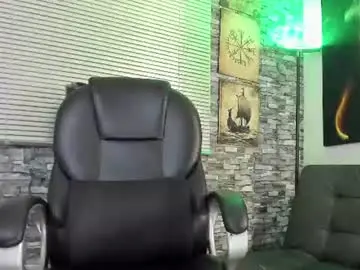 Chaturbate Live Sex Cam of dante_bellini