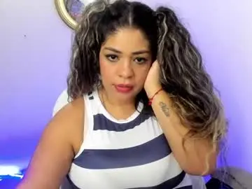 Chaturbate Free Porn Cam of latinamav22