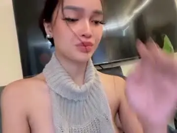 Chaturbate Live Sex Cam of _agatha69_
