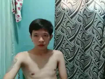 Chaturbate Live Sex Cam of asian_macky
