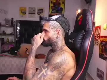 Chaturbate Best live sex cam show of logan_hugh8