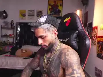 Chaturbate Adult Webcams of logan_hugh8