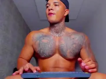 Chaturbate Best live sex cam show of aquiles_elpapi