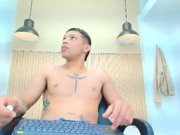 Chaturbate Live Sex Cam of brandon_mercuri