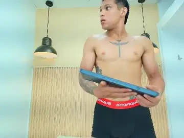 Chaturbate Live Porn of brandon_mercuri