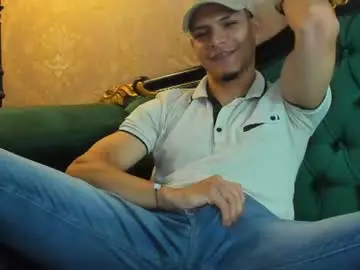 Chaturbate Sex Cam of aless_king